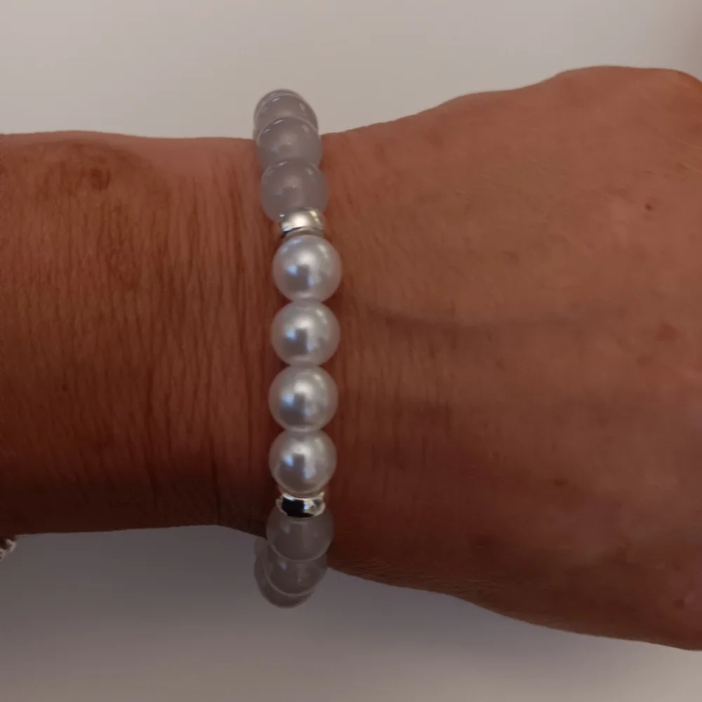 Gemstone and Pearl Beaded Bracelet - Picture 1 of 4